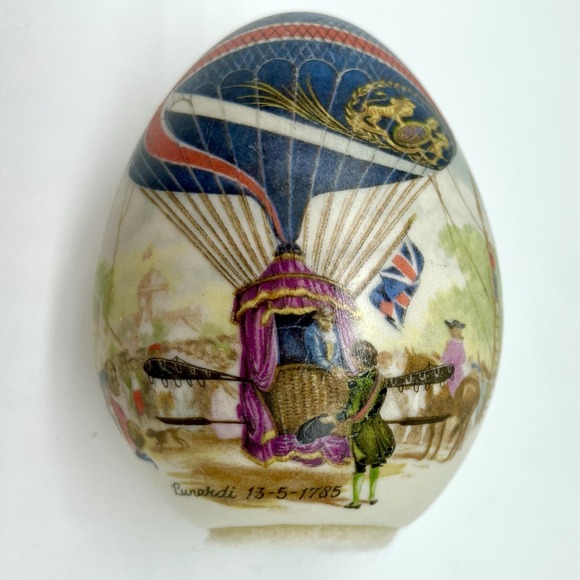 EGGZAKLY Porcelain Egg Lunardi 1785 Hot Air Balloon Spain 3" Decorative - Picture 3 of 4